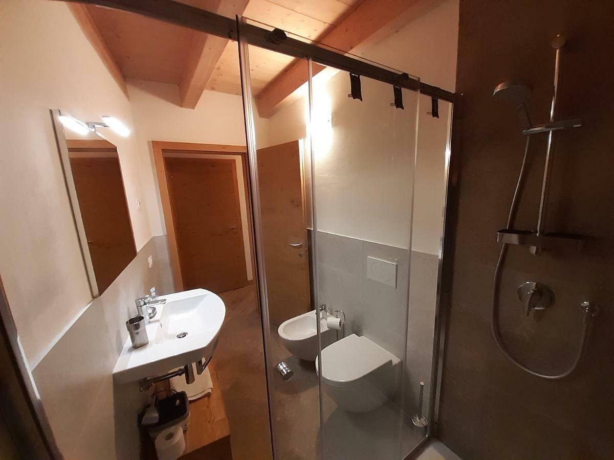 Appartamento Morettina Con Terrazzo Levico Terme Eksteriør bilde